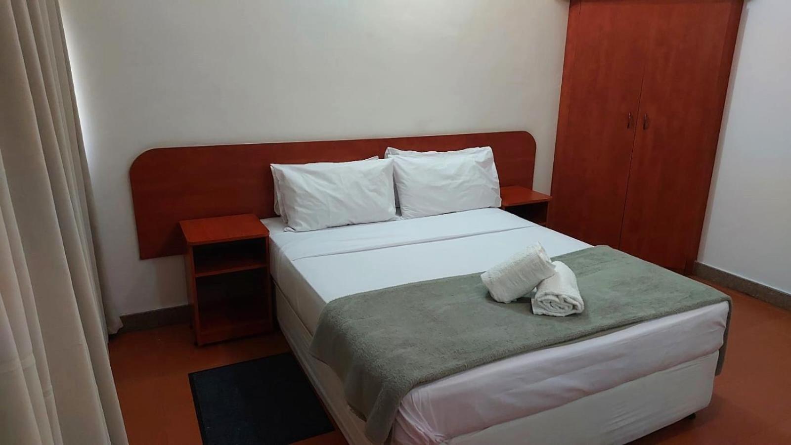 Hotel Іньямбане Екстер'єр фото
